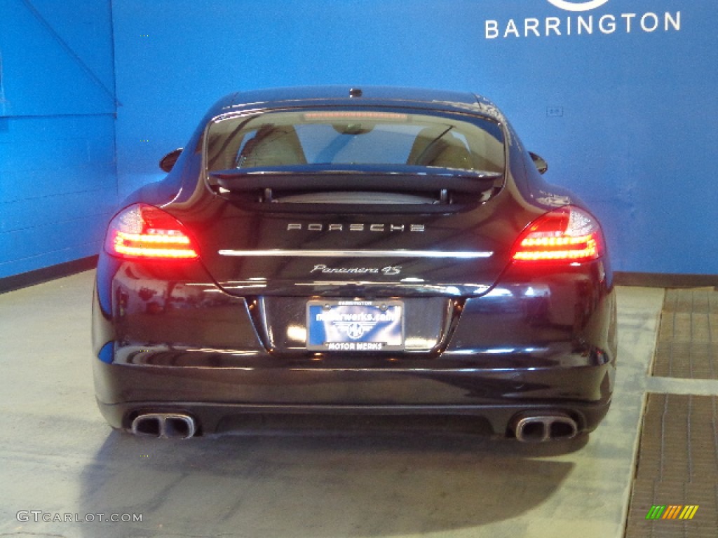 2010 Panamera 4S - Basalt Black Metallic / Black photo #14