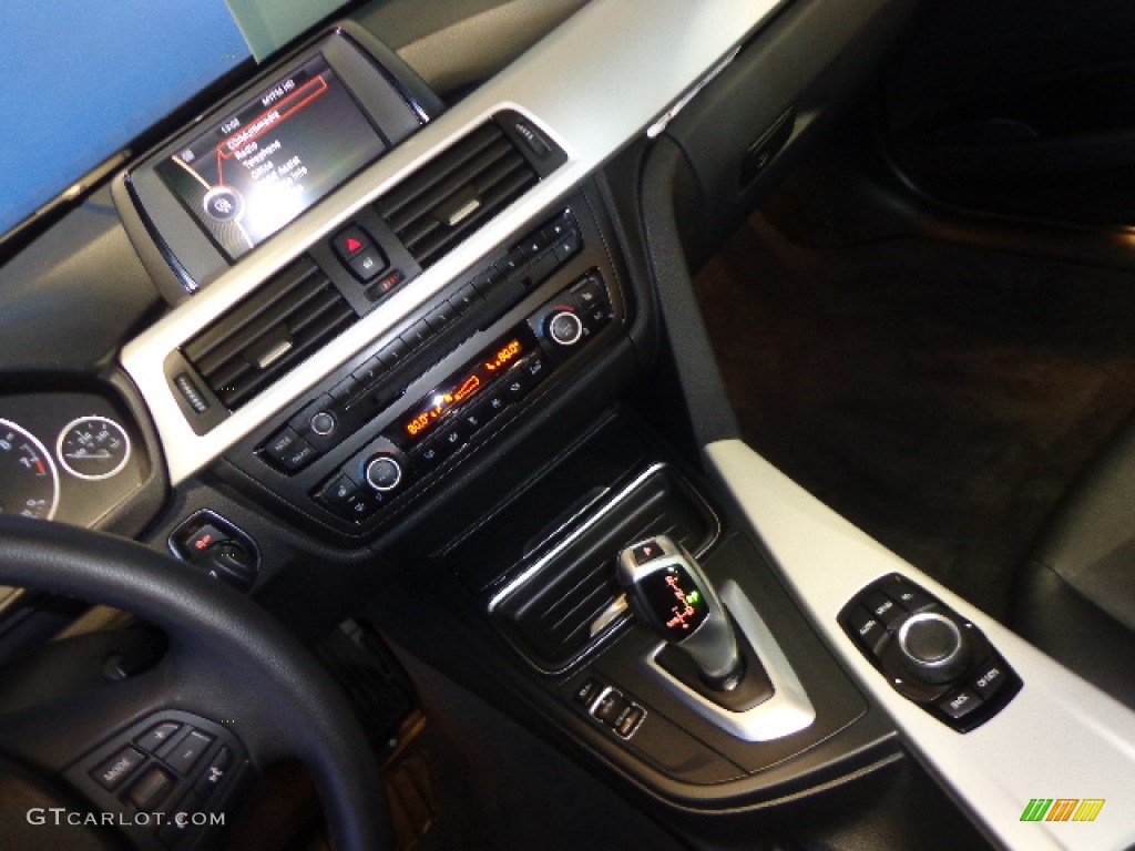 2013 3 Series 328i xDrive Sedan - Black Sapphire Metallic / Black photo #6