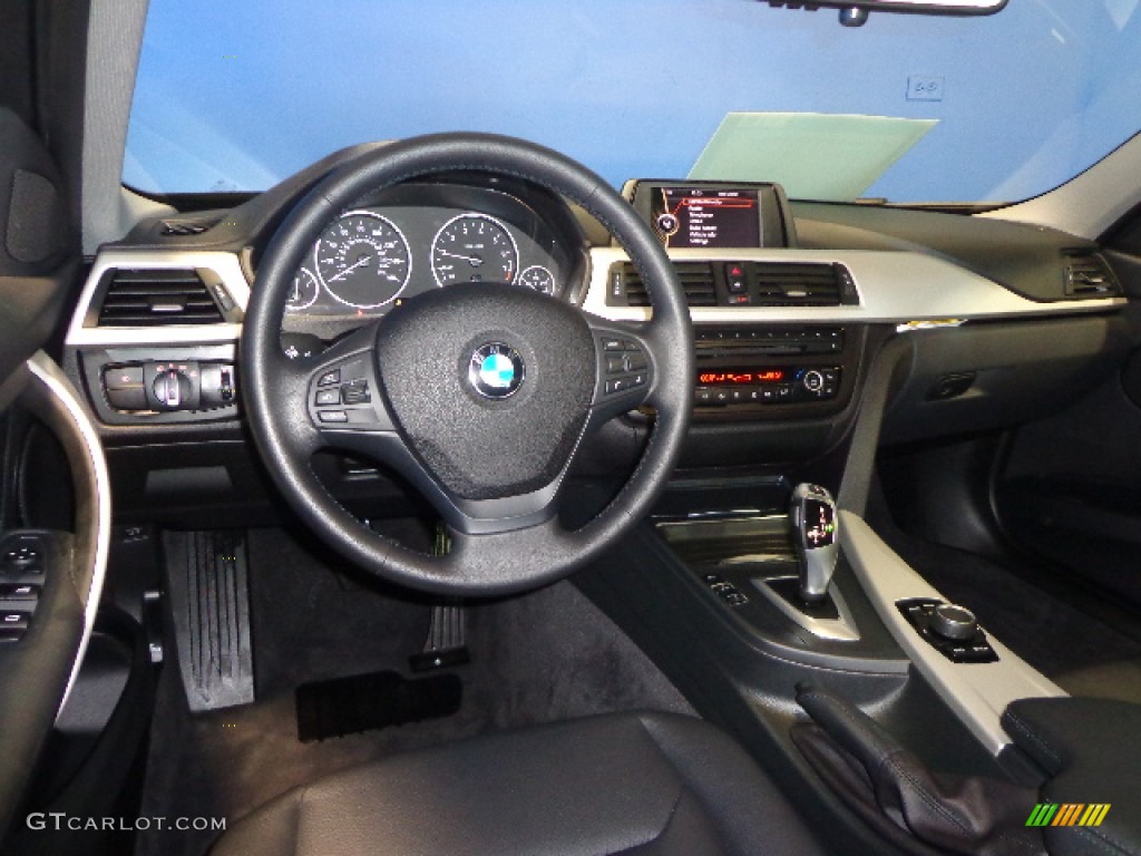 2013 3 Series 328i xDrive Sedan - Black Sapphire Metallic / Black photo #7