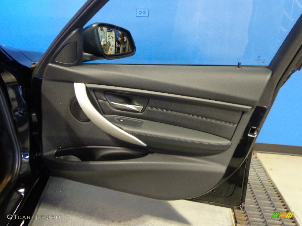 2013 3 Series 328i xDrive Sedan - Black Sapphire Metallic / Black photo #12