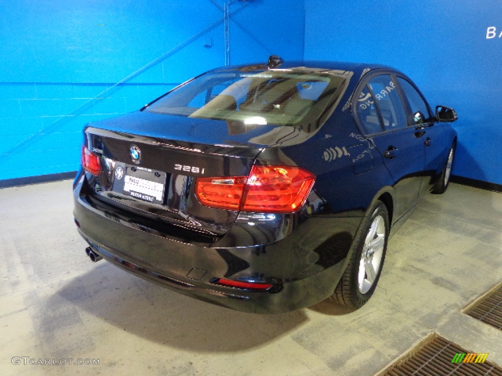2013 3 Series 328i xDrive Sedan - Black Sapphire Metallic / Black photo #15