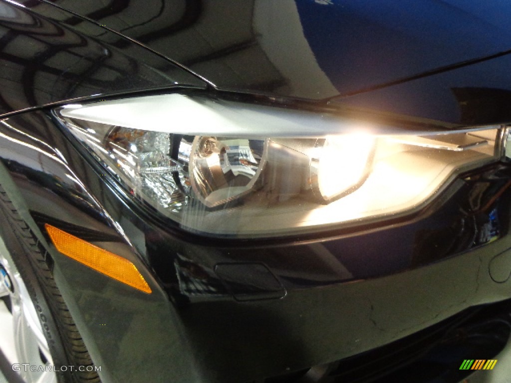 2013 3 Series 328i xDrive Sedan - Black Sapphire Metallic / Black photo #18