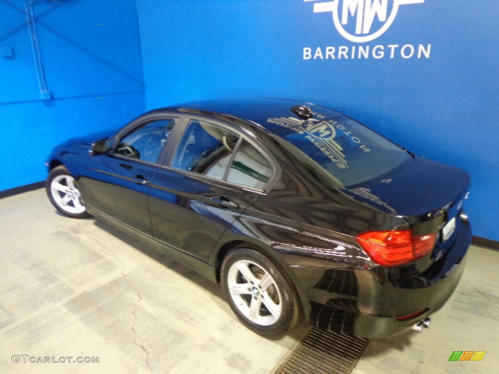 2013 3 Series 328i xDrive Sedan - Black Sapphire Metallic / Black photo #36