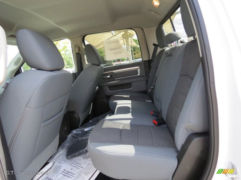 2013 Ram 3500 Big Horn Crew Cab 4x4 Dually Rear Seat Photos