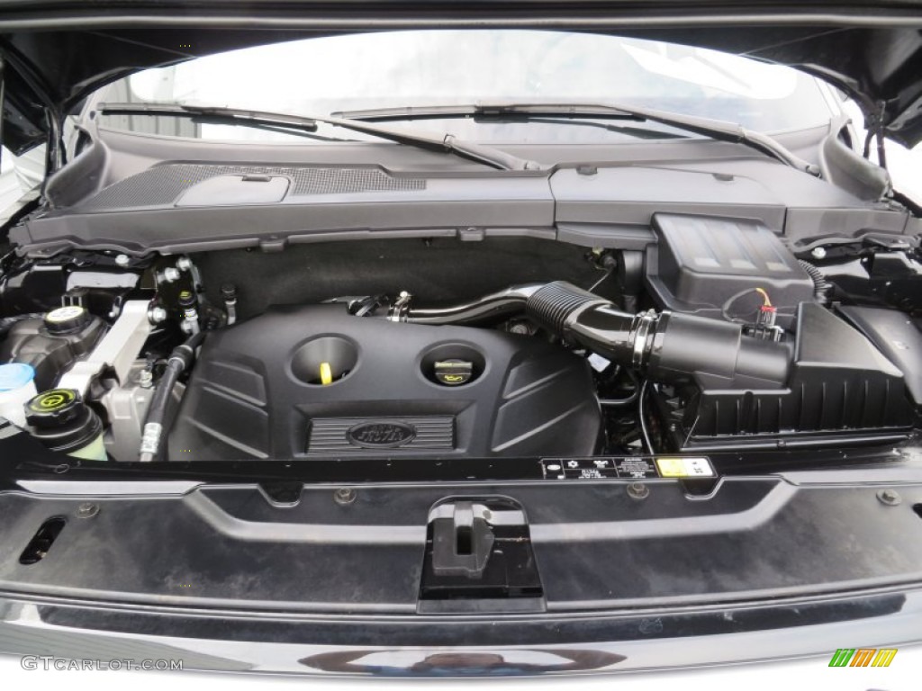 2013 Land Rover LR2 HSE Engine Photos