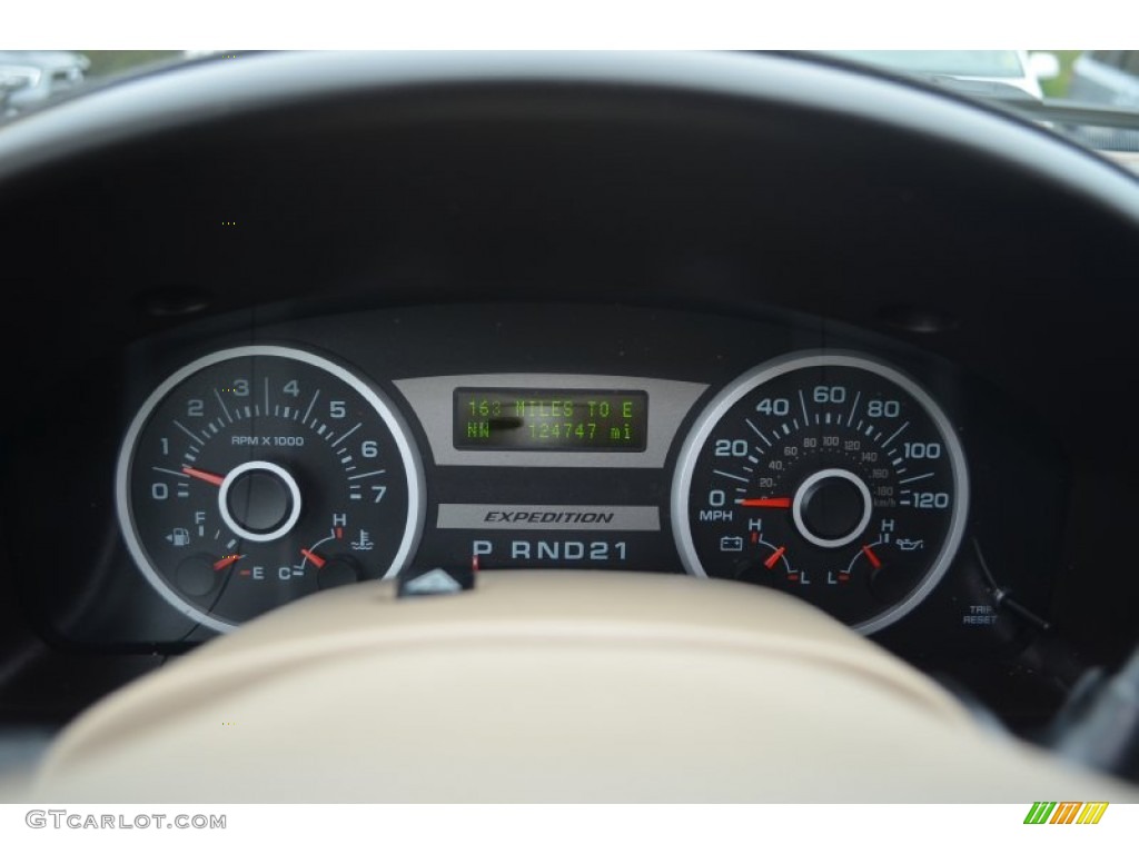 2005 Ford Expedition Limited Gauges Photo #86816720