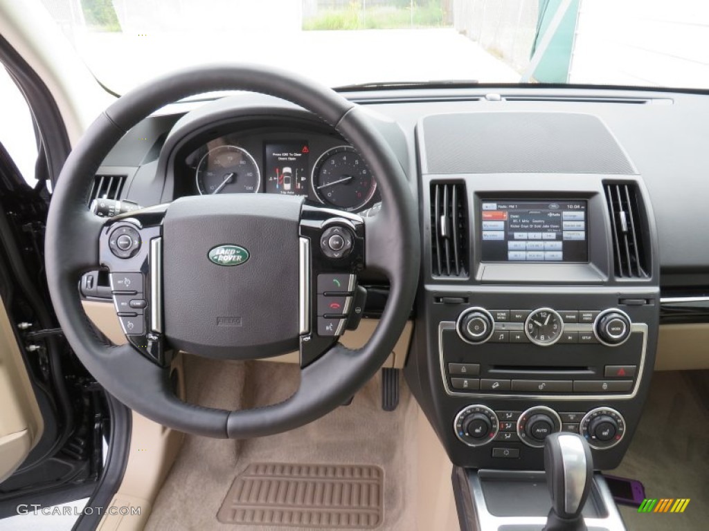 2013 Land Rover LR2 HSE Dashboard Photos