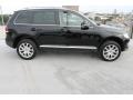Black Uni - Touareg 2 VR6 Photo No. 11