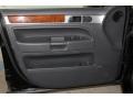 Black Uni - Touareg 2 VR6 Photo No. 13
