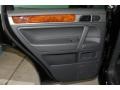 Black Uni - Touareg 2 VR6 Photo No. 30