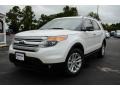 2014 Oxford White Ford Explorer XLT  photo #1