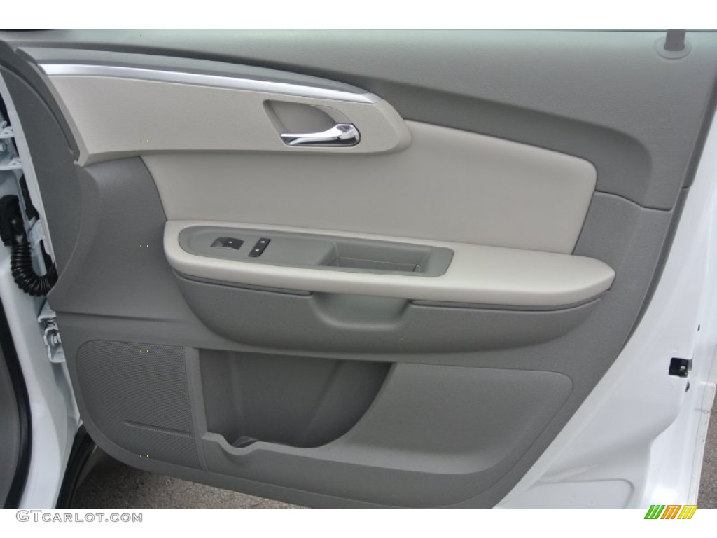 2009 Chevrolet Traverse LT Ebony Door Panel Photo #86824802
