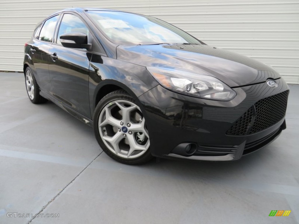 Tuxedo Black 2014 Ford Focus ST Hatchback Exterior Photo #86828576