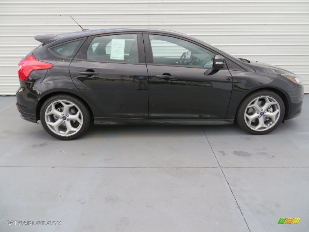 Tuxedo Black 2014 Ford Focus ST Hatchback Exterior Photo #86828620