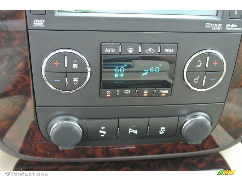 2014 GMC Yukon XL Denali AWD Controls Photo #86830106