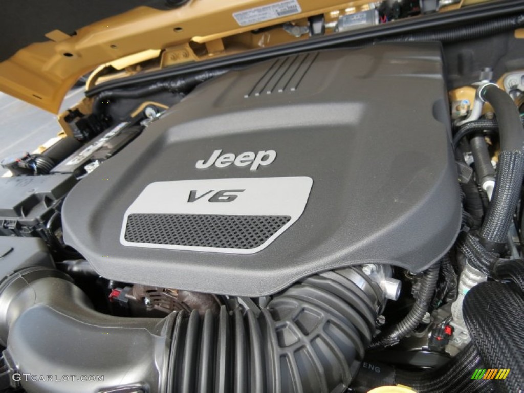 2014 Jeep Wrangler Unlimited Rubicon 4x4 3.6 Liter DOHC 24-Valve VVT V6 Engine Photo #86832197