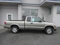 2002 Sandalwood Metallic Chevrolet S10 LS Extended Cab 4x4  photo #2