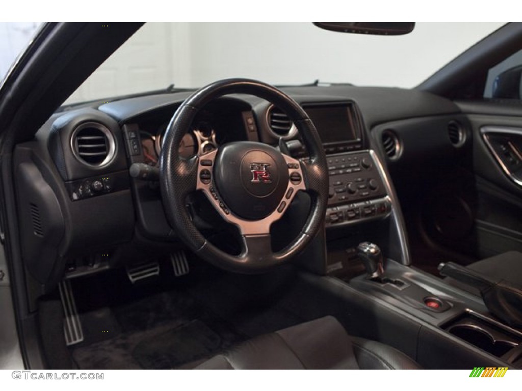 2009 Nissan GT-R Premium Black Dashboard Photo #86838335