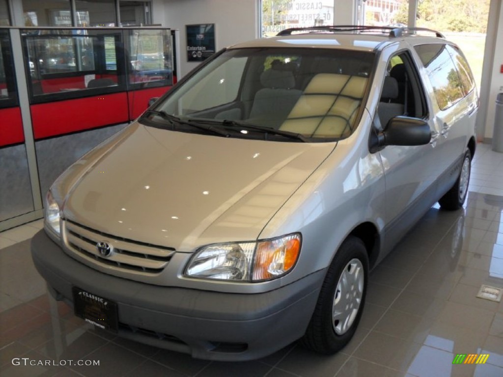 Lunar Mist Metallic Toyota Sienna