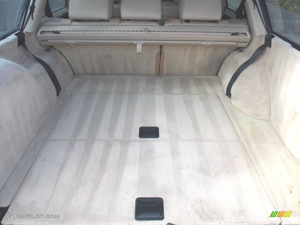 1995 Mercedes-Benz E 320 Wagon Trunk Photos