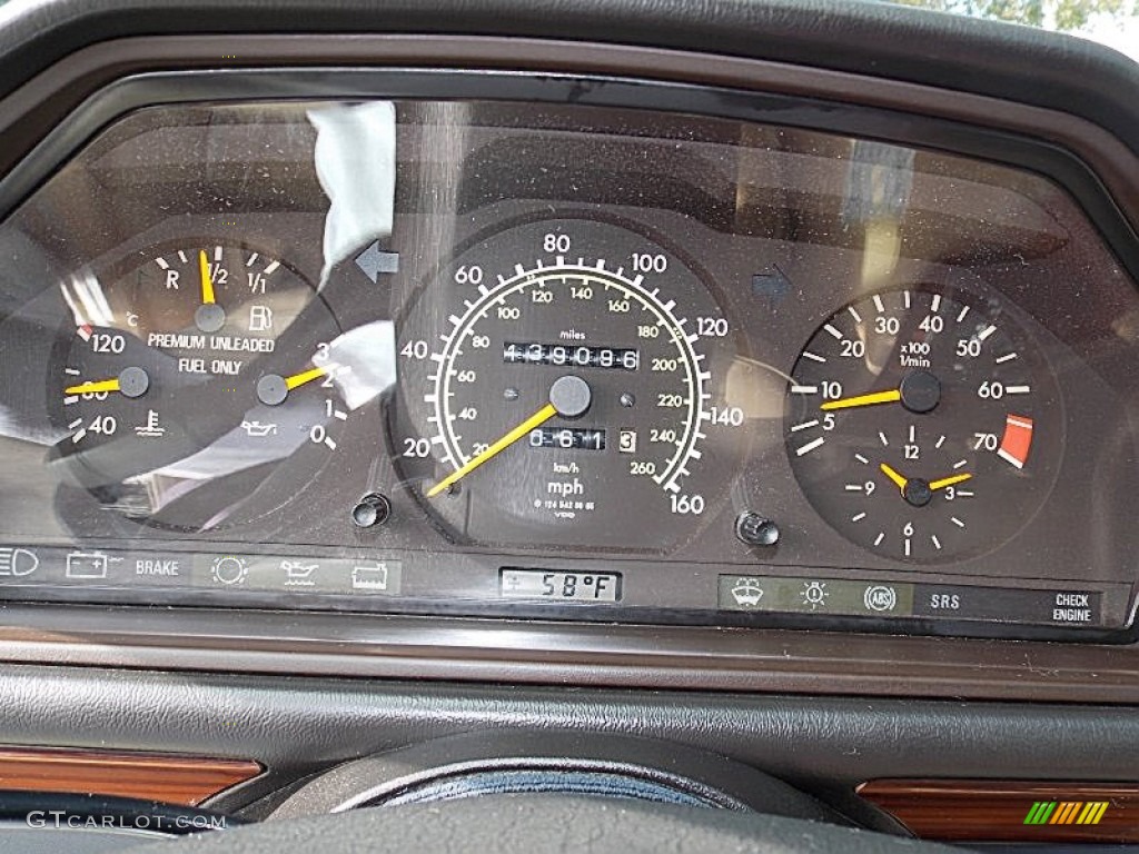 1995 Mercedes-Benz E 320 Wagon Gauges Photo #86841863