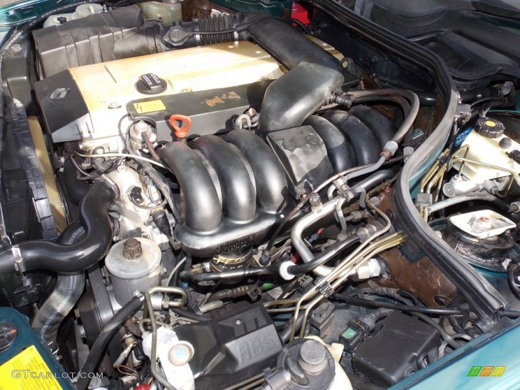 1995 Mercedes-Benz E 320 Wagon Engine Photos