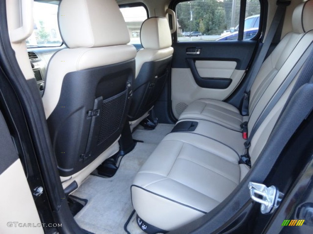 2009 Hummer H3 X Rear Seat Photo #86842574