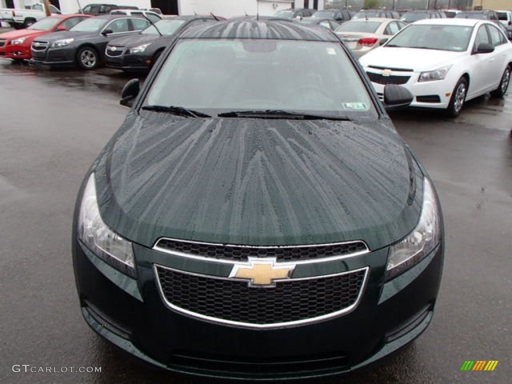 2014 Cruze LS - Rainforest Green Metallic / Jet Black/Medium Titanium photo #2