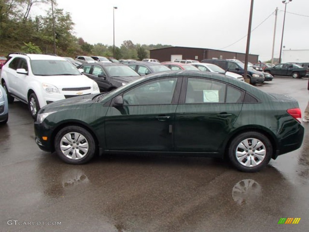 2014 Cruze LS - Rainforest Green Metallic / Jet Black/Medium Titanium photo #8