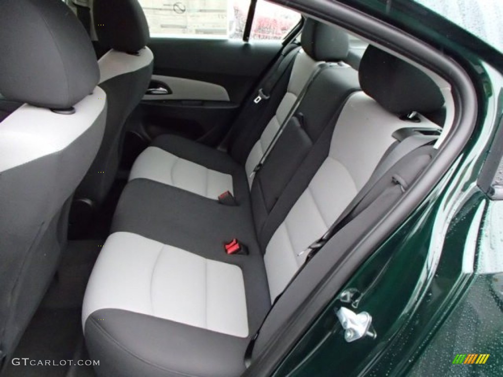 2014 Cruze LS - Rainforest Green Metallic / Jet Black/Medium Titanium photo #12
