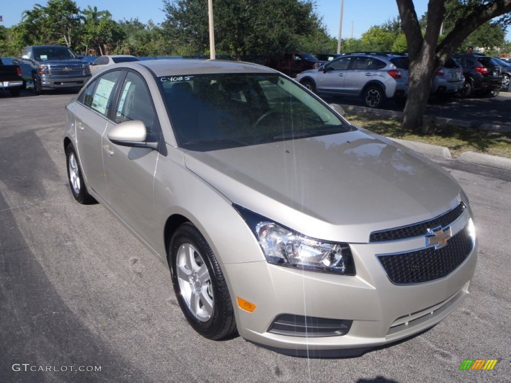 2014 Cruze LT - Champagne Silver Metallic / Medium Titanium photo #1