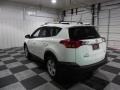 Super White - RAV4 XLE Photo No. 5