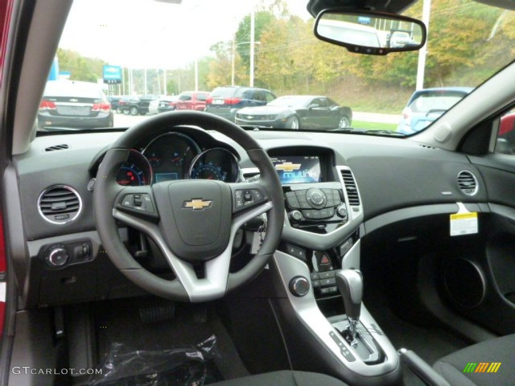 2014 Cruze LT - Crystal Red Tintcoat / Jet Black photo #13