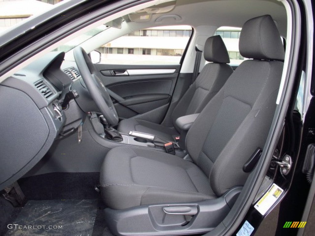 Titan Black Interior 2014 Volkswagen Passat 2.5L S Photo #86858523