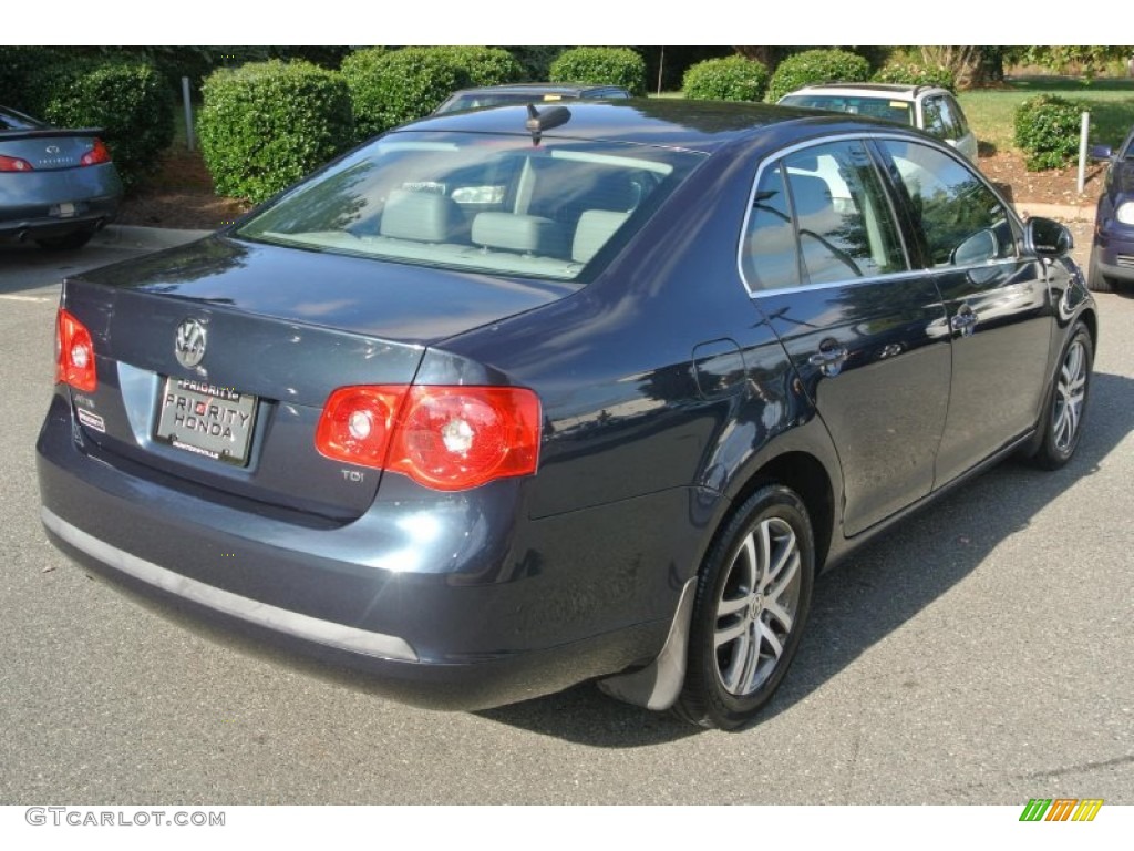2006 Jetta TDI Sedan - Shadow Blue Metallic / Grey photo #5