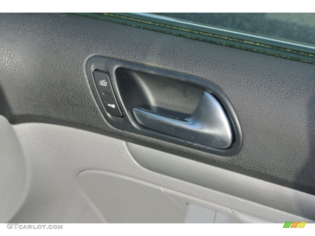 2006 Jetta TDI Sedan - Shadow Blue Metallic / Grey photo #22