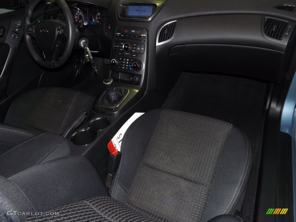 2011 Genesis Coupe 2.0T - Acqua Minerale Blue / Black Cloth photo #32