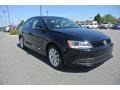 Black - Jetta SE Sedan Photo No. 2