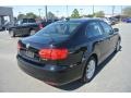 Black - Jetta SE Sedan Photo No. 5