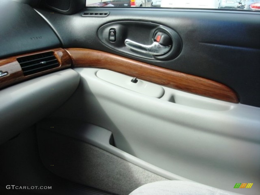 2005 LeSabre Custom - White Opal / Gray photo #19