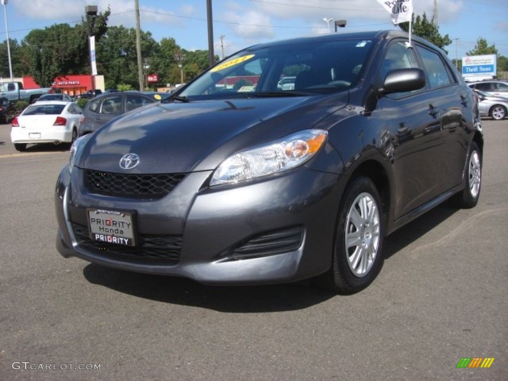 Magnetic Gray Metallic Toyota Matrix