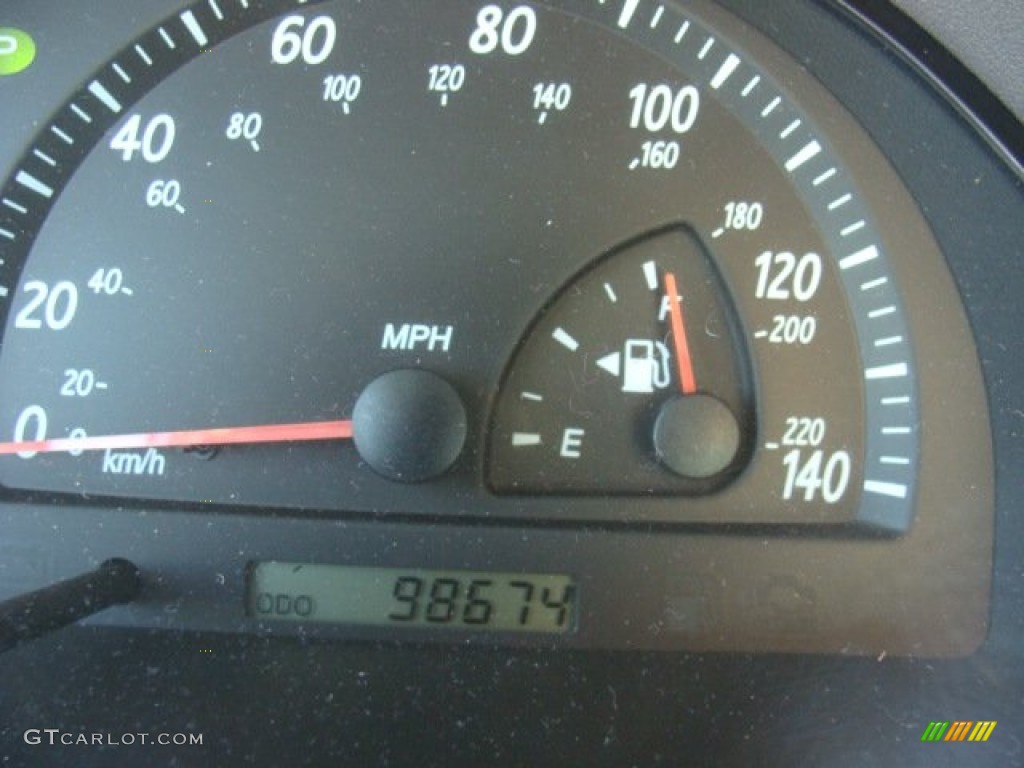 2004 Camry LE - Black / Stone photo #10