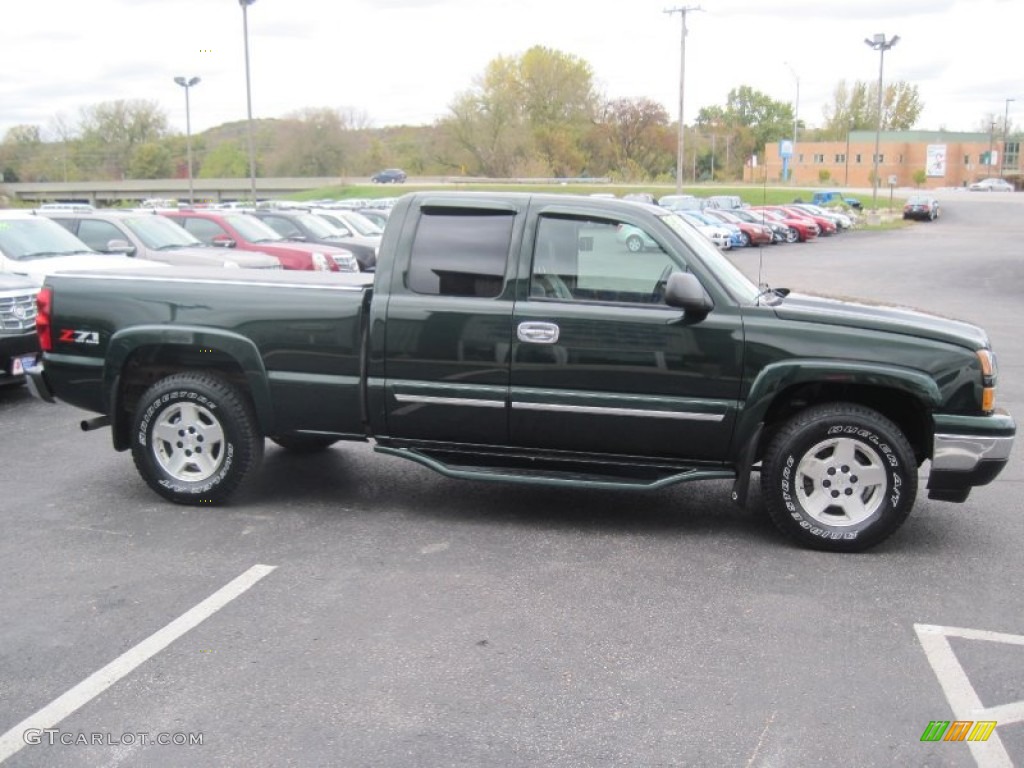 2006 Silverado 1500 Z71 Extended Cab 4x4 - Dark Green Metallic / Medium Gray photo #3