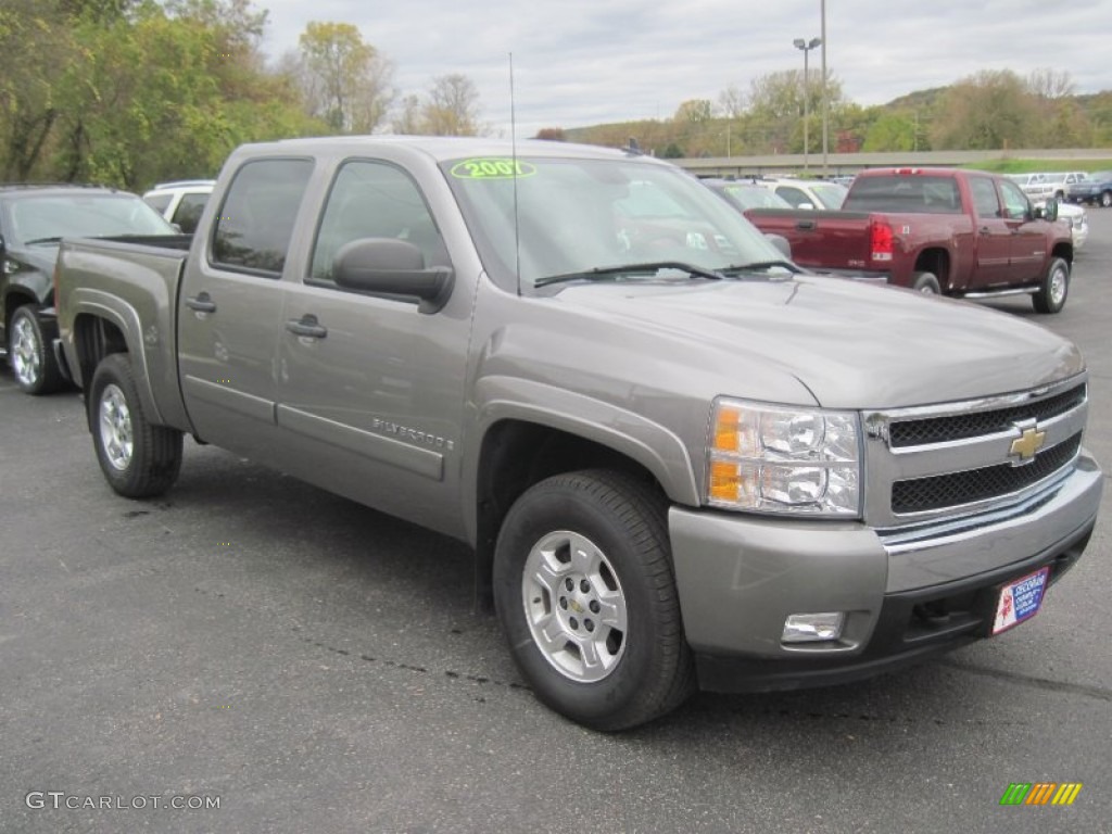 2007 Silverado 1500 LT Crew Cab 4x4 - Graystone Metallic / Ebony Black photo #3