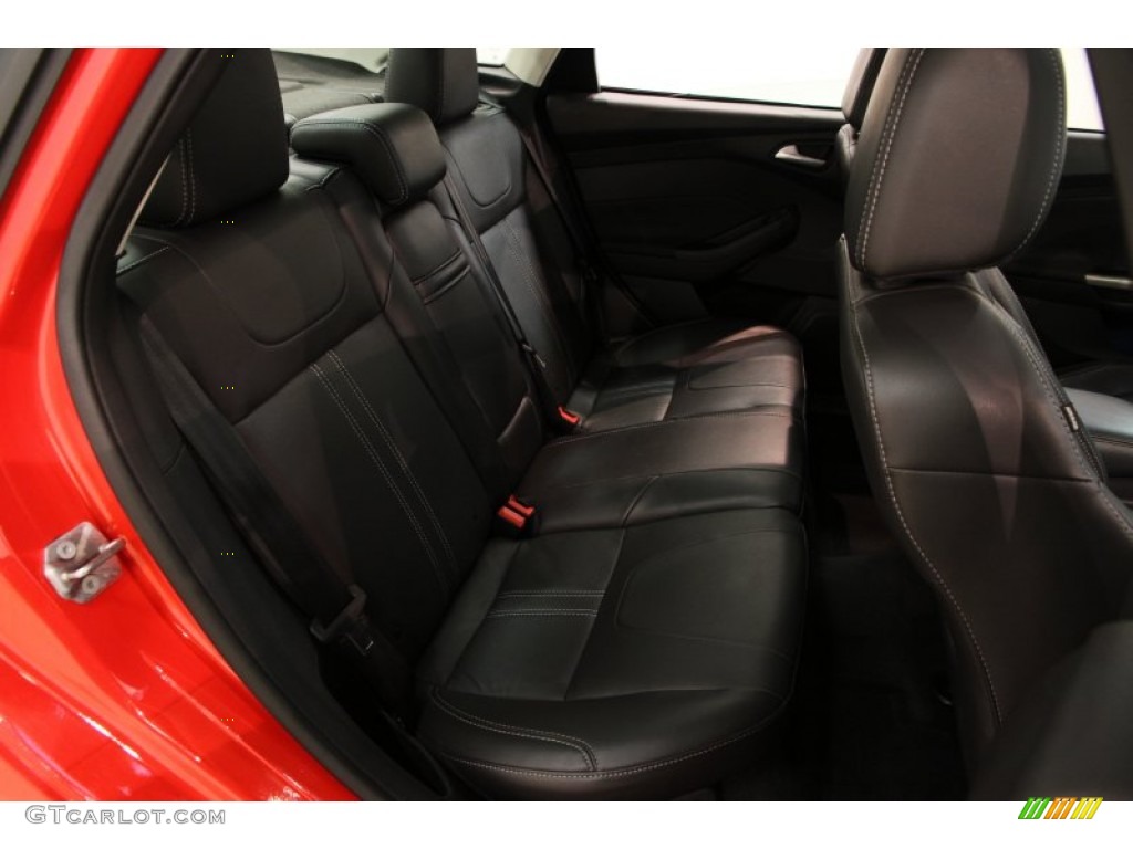 2012 Focus SEL Sedan - Race Red / Charcoal Black photo #12