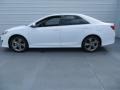 Super White - Camry SE Photo No. 6