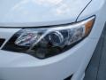 Super White - Camry SE Photo No. 9