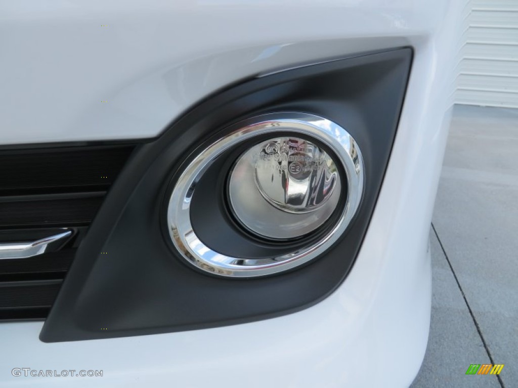 2014 Camry SE - Super White / Black photo #10