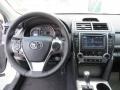 Super White - Camry SE Photo No. 28