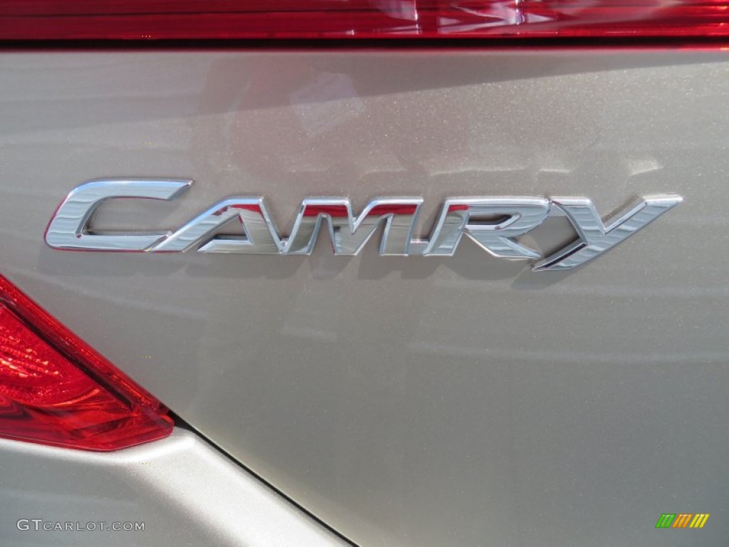 2014 Camry XLE - Champagne Mica / Ivory photo #14